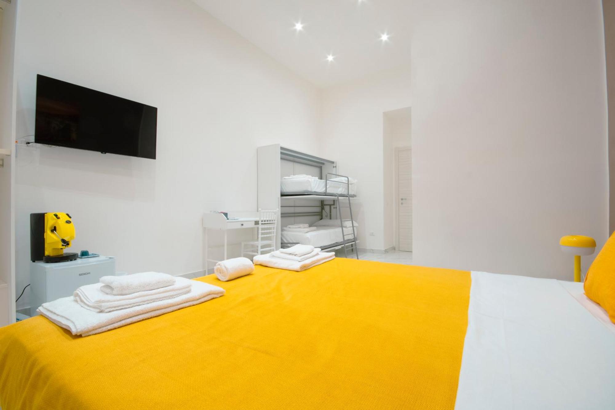 B&B Oasi Montesanto Naples Exterior photo