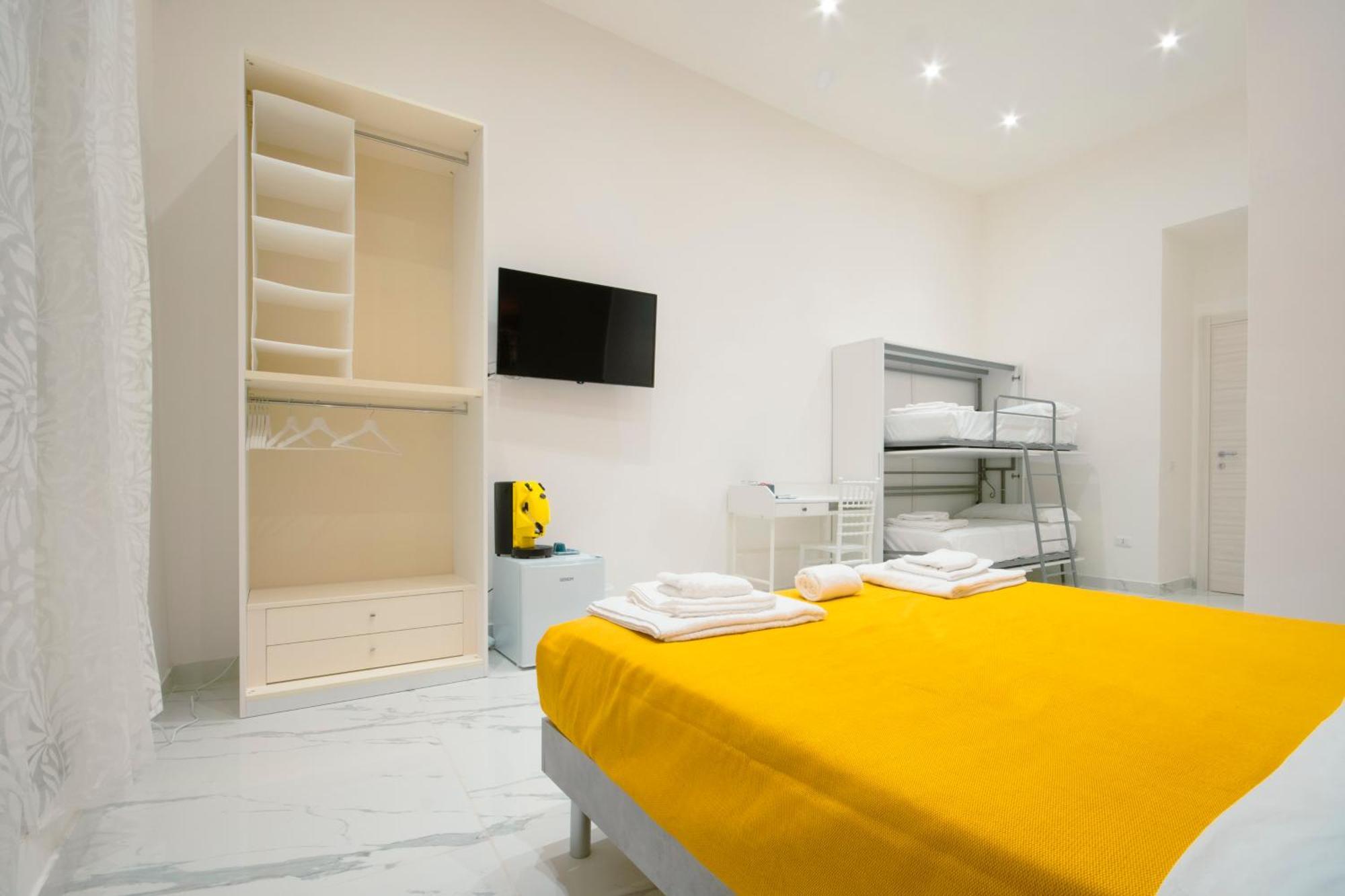 B&B Oasi Montesanto Naples Exterior photo