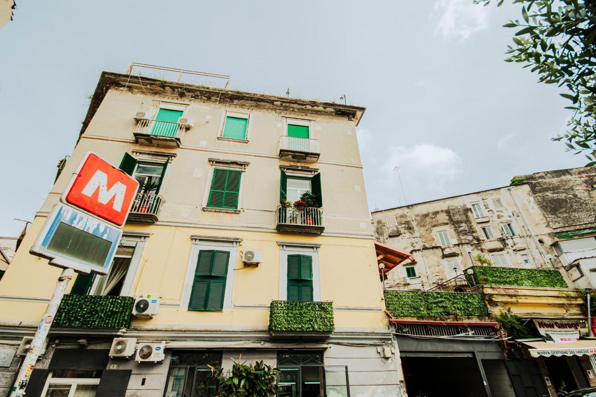 B&B Oasi Montesanto Naples Exterior photo